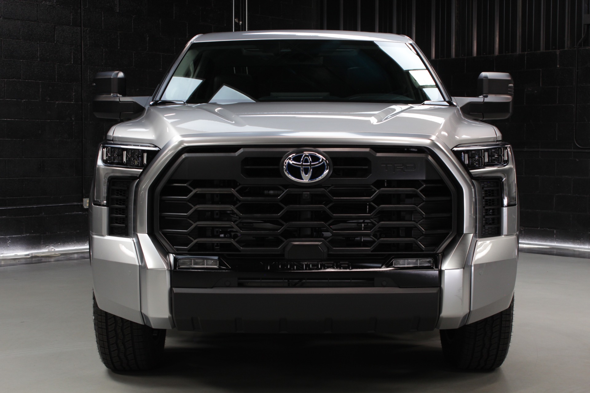 2023 Toyota Tundra i-FORCE MAX: Power and Efficiency Redefined