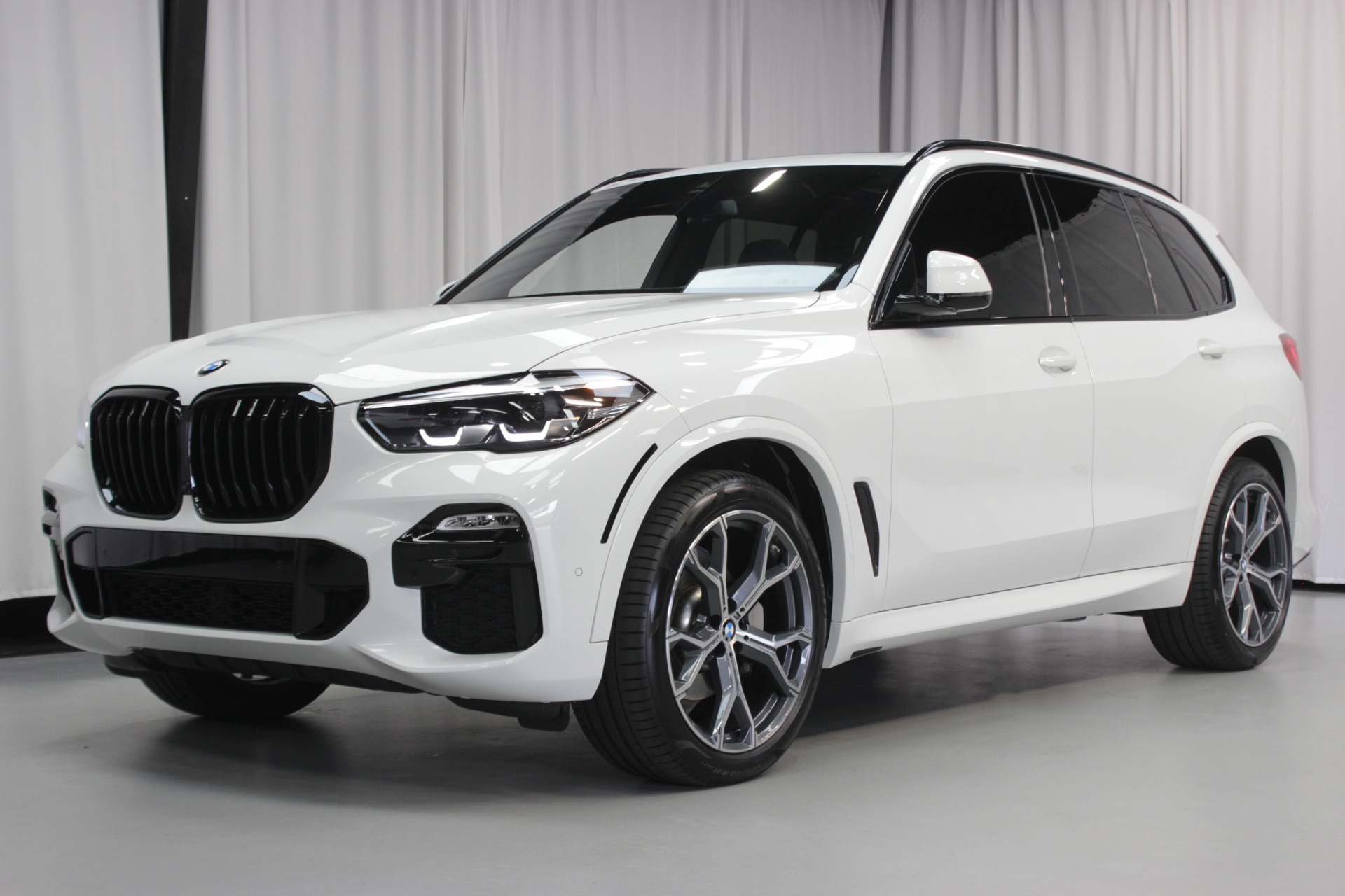 Used 2019 BMW X5 xDrive40i M Sport For Sale (Sold) | Momentum